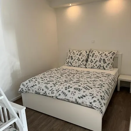 Rk #4 Apartment Brno